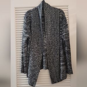 Due Time Maternity - Black/White W Silver Metallic Threads Open Cardigan Sweater